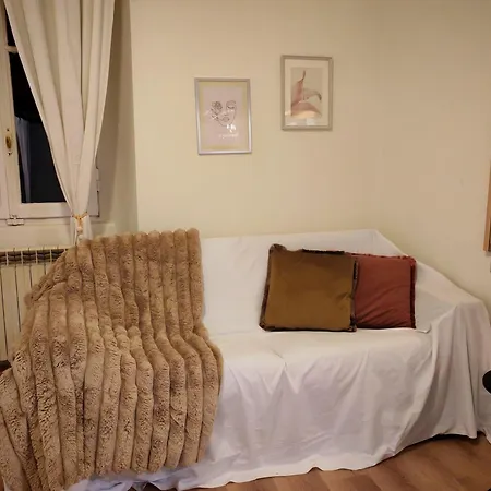Daire Sanzio Loft 4bed Wifi 6 Fermate Dal Duomo Milano